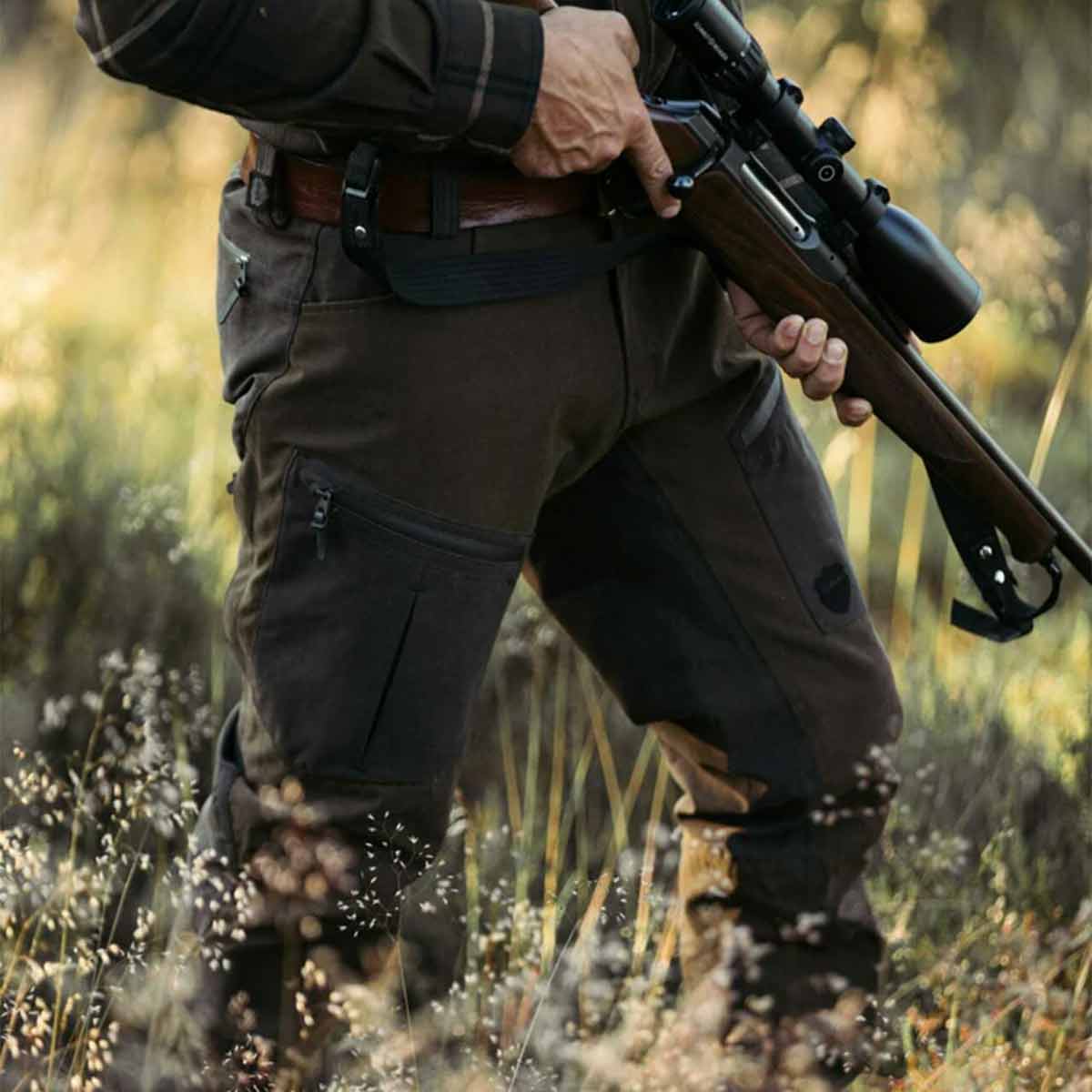 Northern Hunting Hakan Bark Hunting Trousers - Model