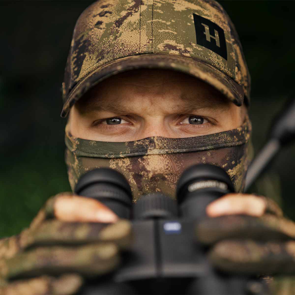 Harkila Deer Stalker Camo Mesh Facecover 2.0 - Model