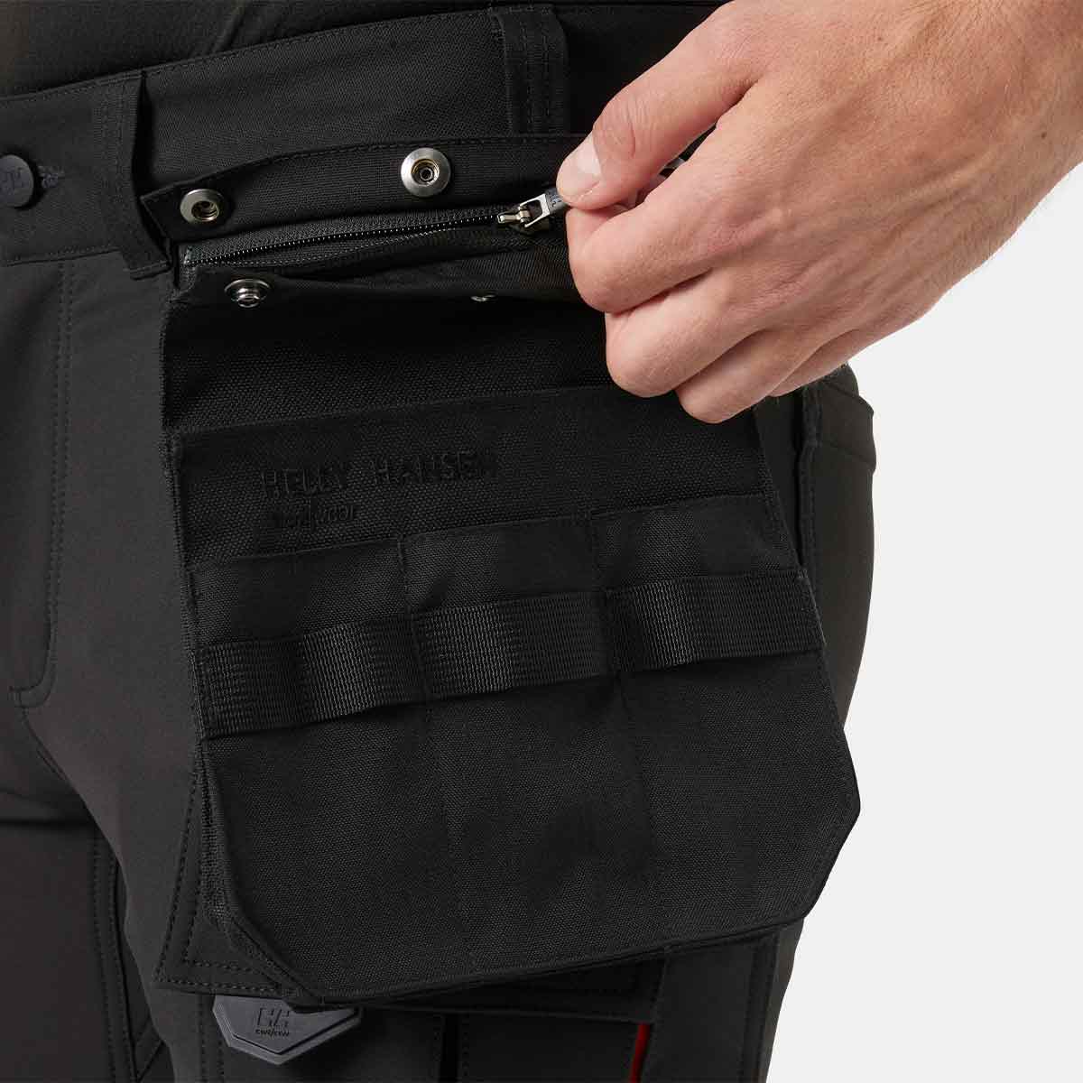Helly Hansen Chelsea Evolution HH Connect™  Shorts - Black - Connect Pocket