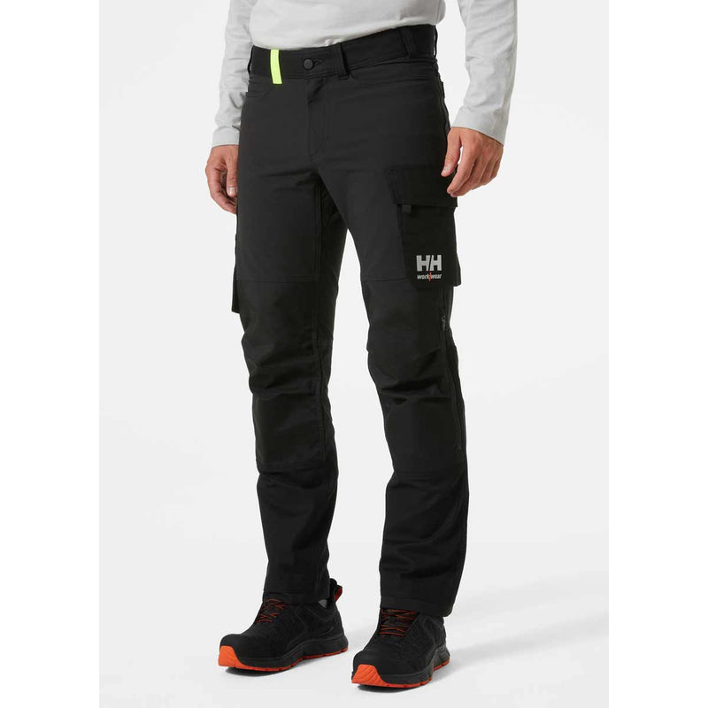 Helly-Hansen-Oxford--4X-Work-Pant-Black-LIfestyle