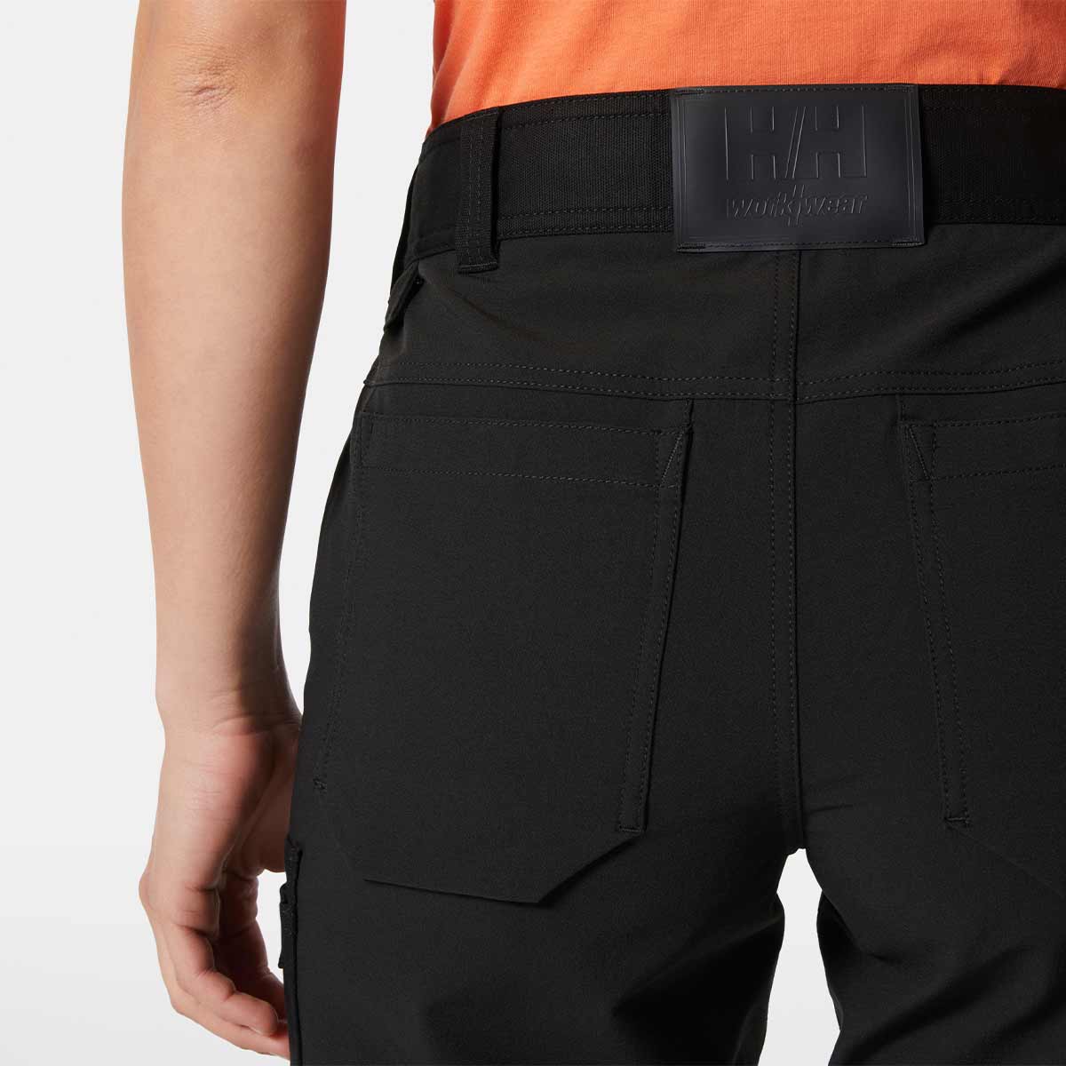Helly Hansen Women's Oxford 4X HH Connect™  Shorts - Rear Pocket