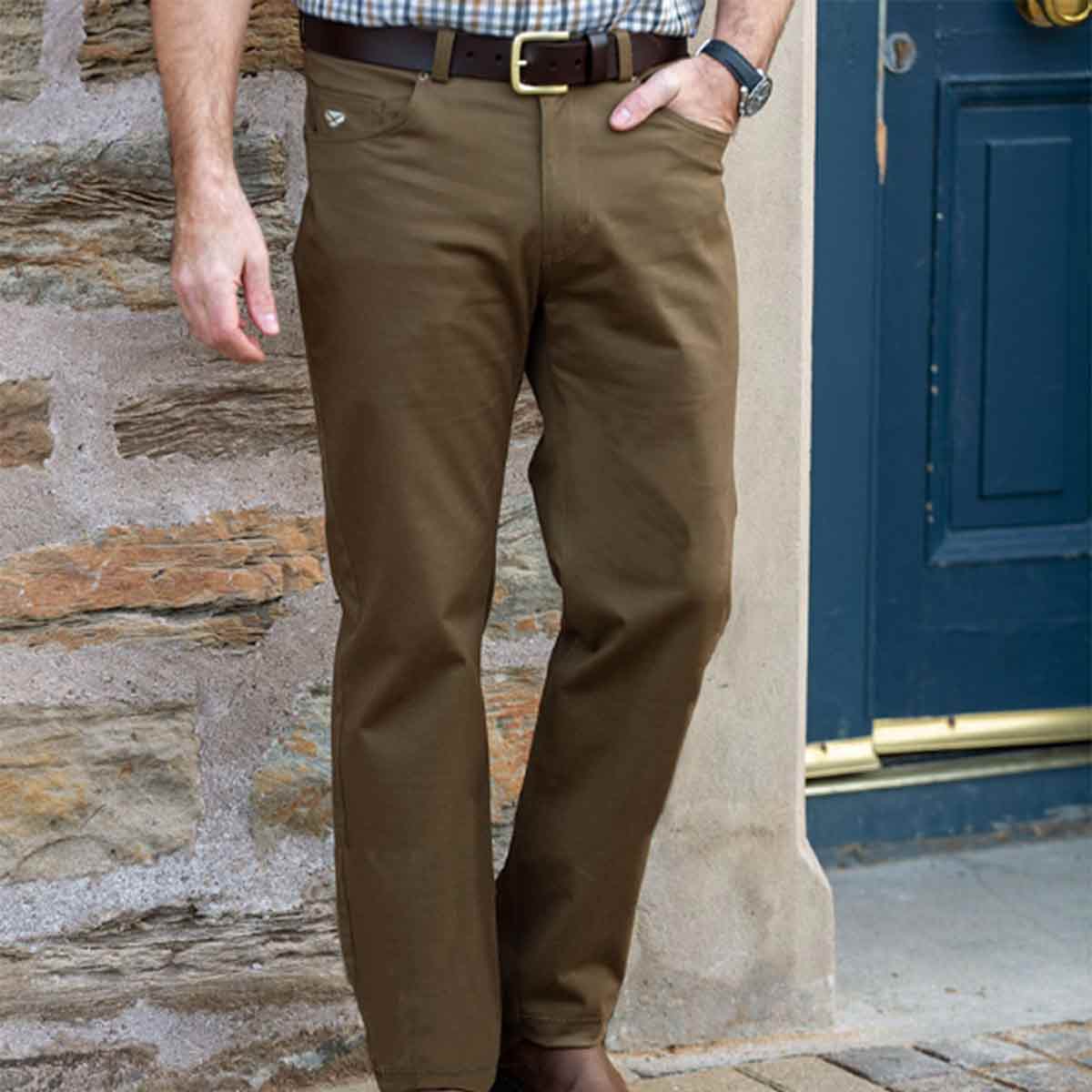 Hoggs of Fife Craigtoun Stretch Twill Jeans - Khaki - Model