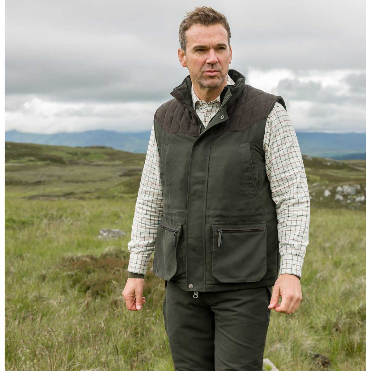 Hoggs of Fife Kincraig Field Waistcoat - lifestyle