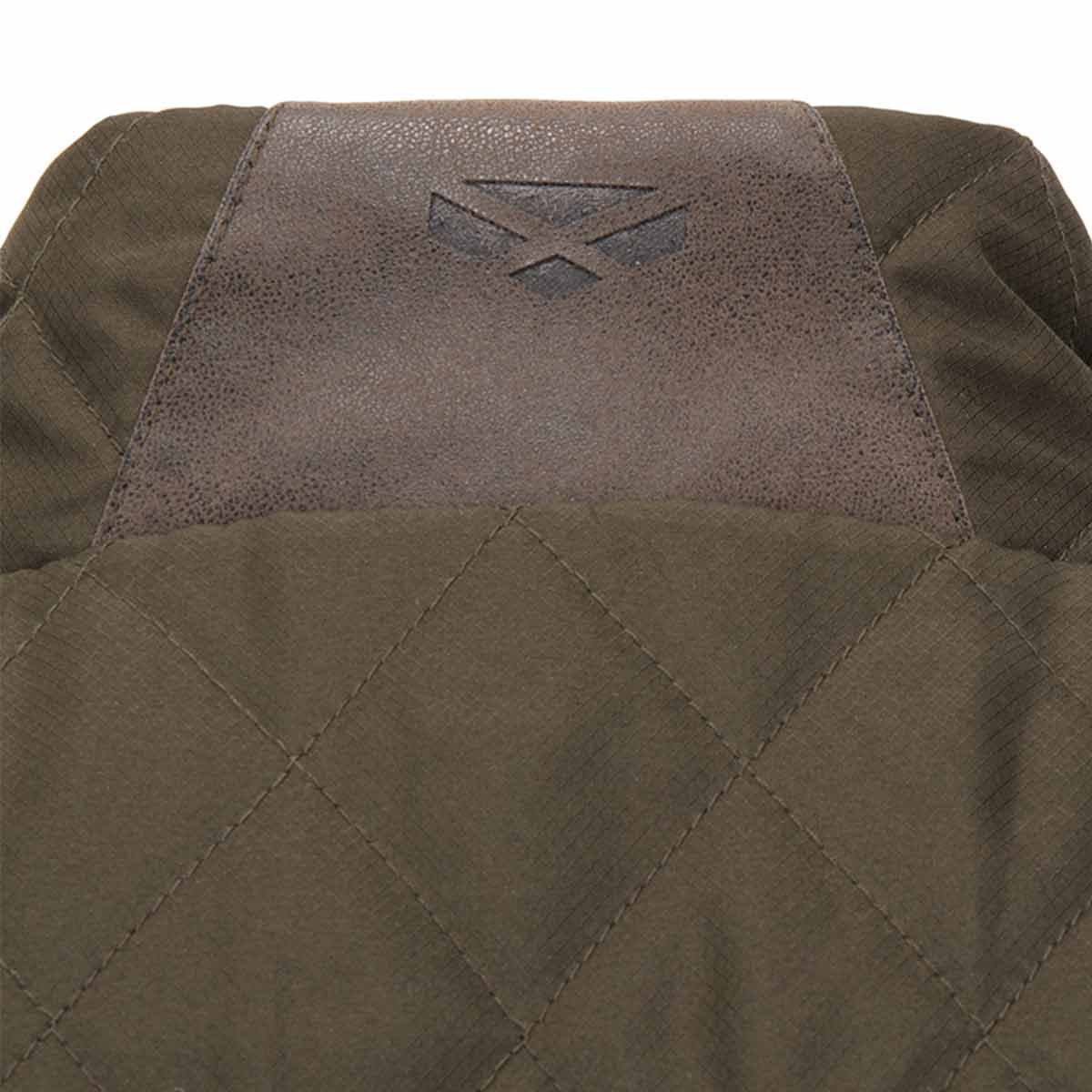 Hoggs of Fife Lindores Quilted Gilet - Mens - Detail - Collar