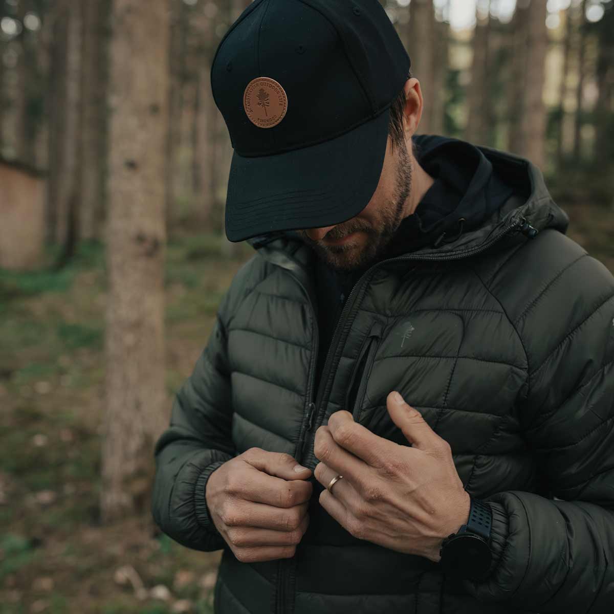 Pinewood Abisko Insulation Jacket - Clover Green - Model