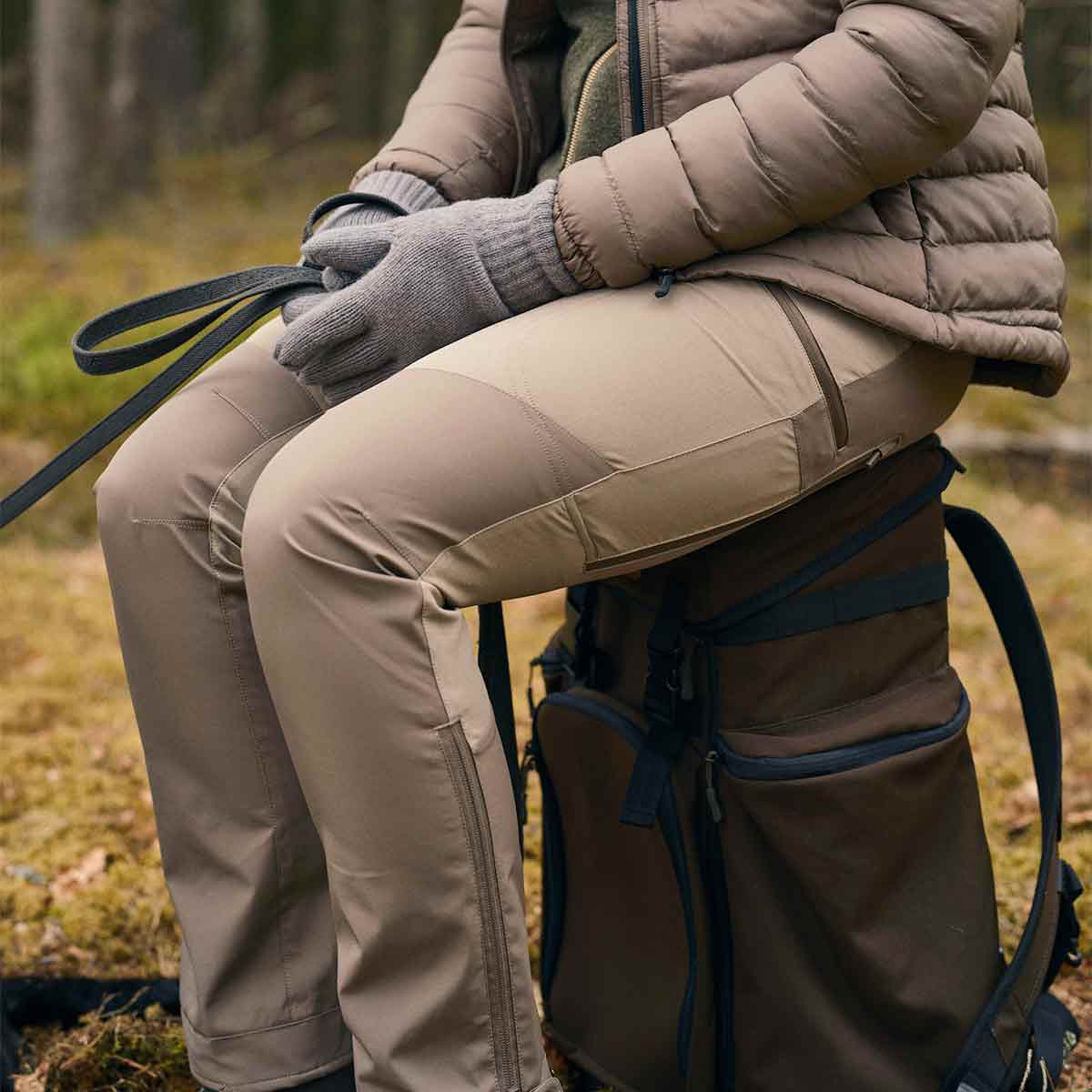 Pinewood Abisko Women's Brenton Trousers - Mole Brown - Model
