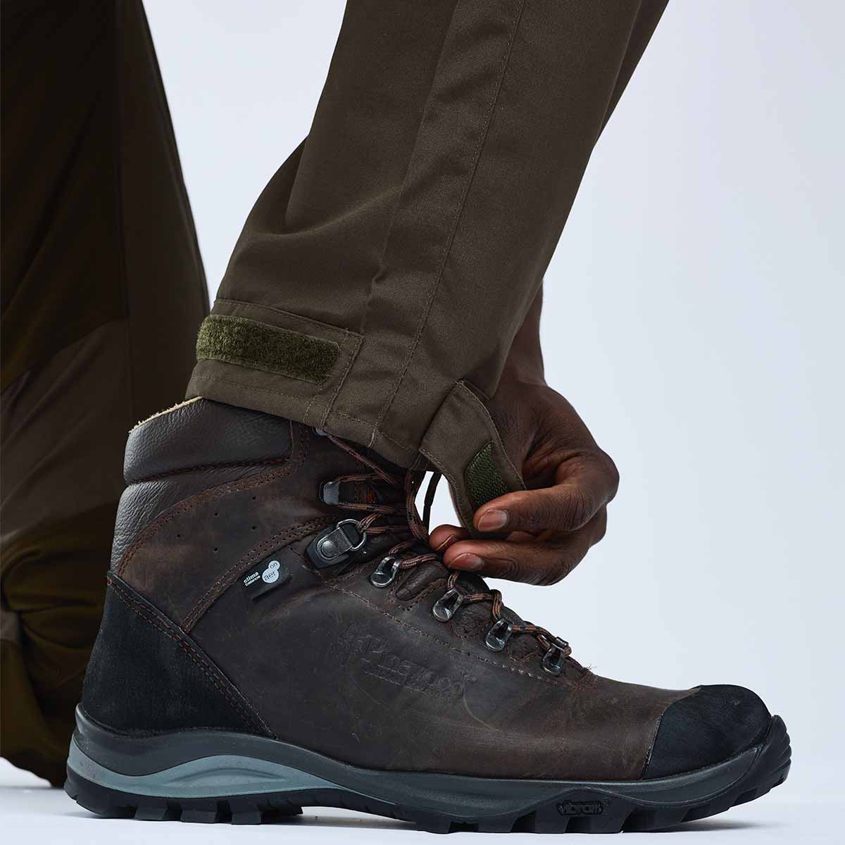 Pinewood Caribou TC Trousers - Dark Olive - Cuff