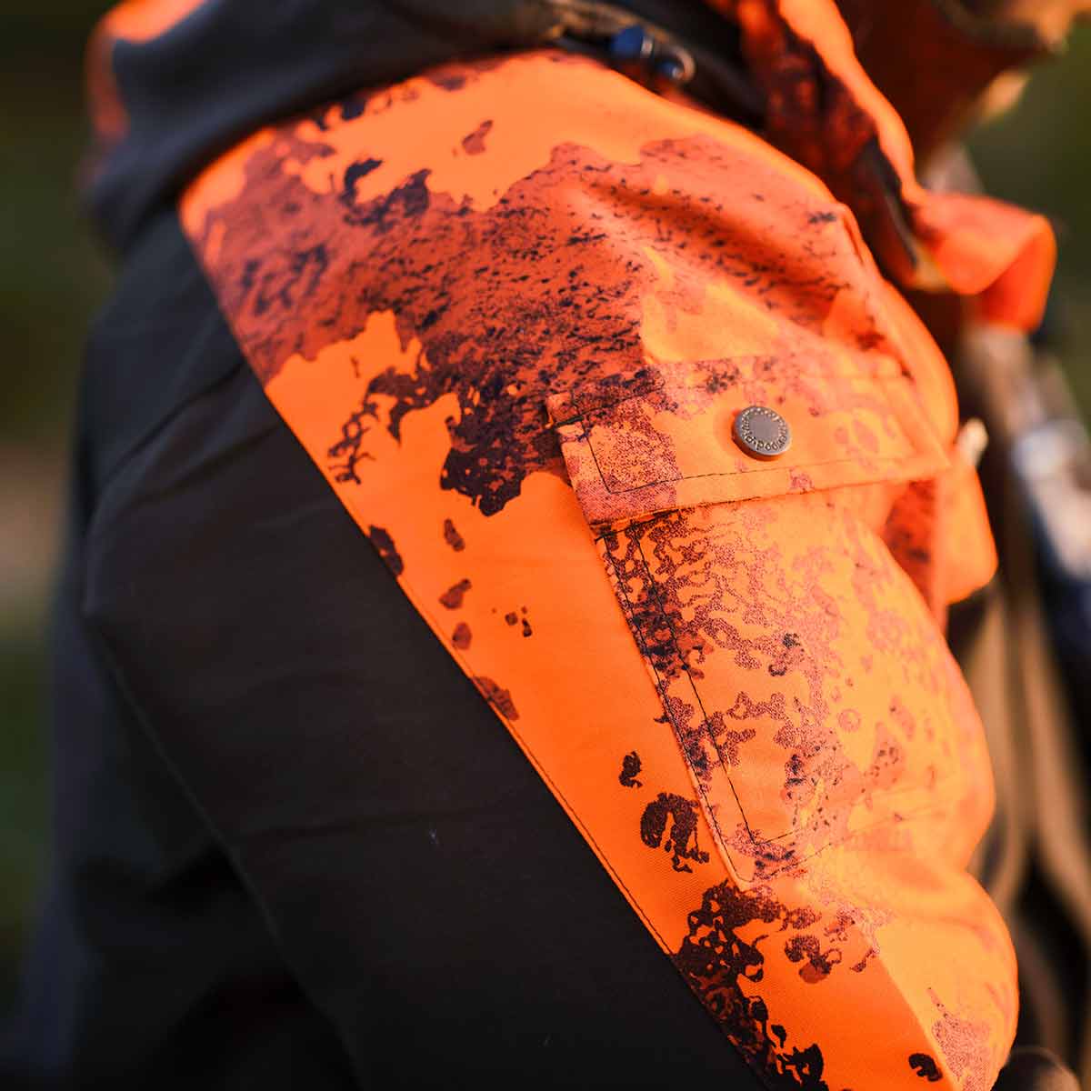 Pinewood Hunter Pro Xtreme 2.0 Camou Jacket - Moss Green/Strata Blaze - Detail