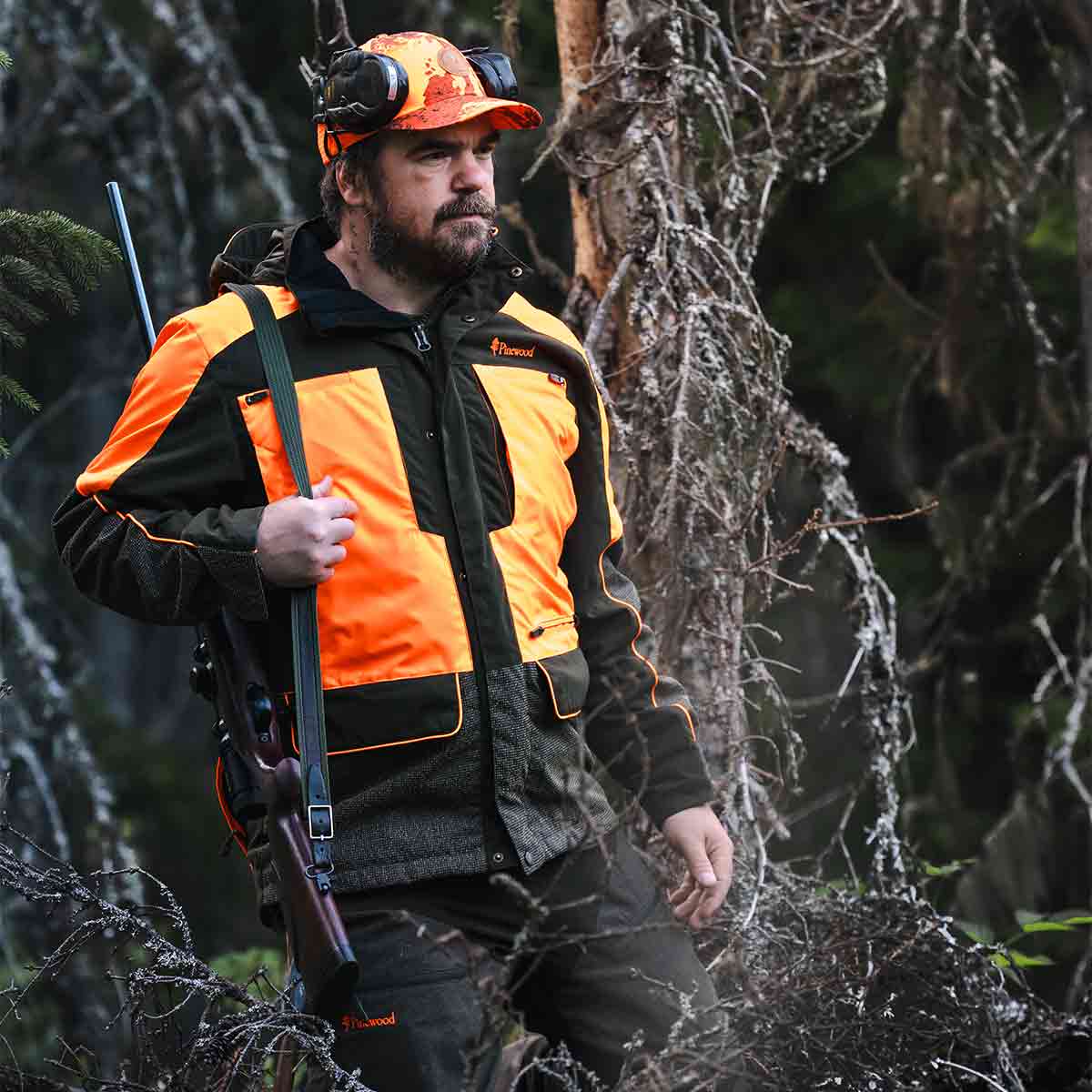 Pinewood Thorn Resistant Jacket - Model