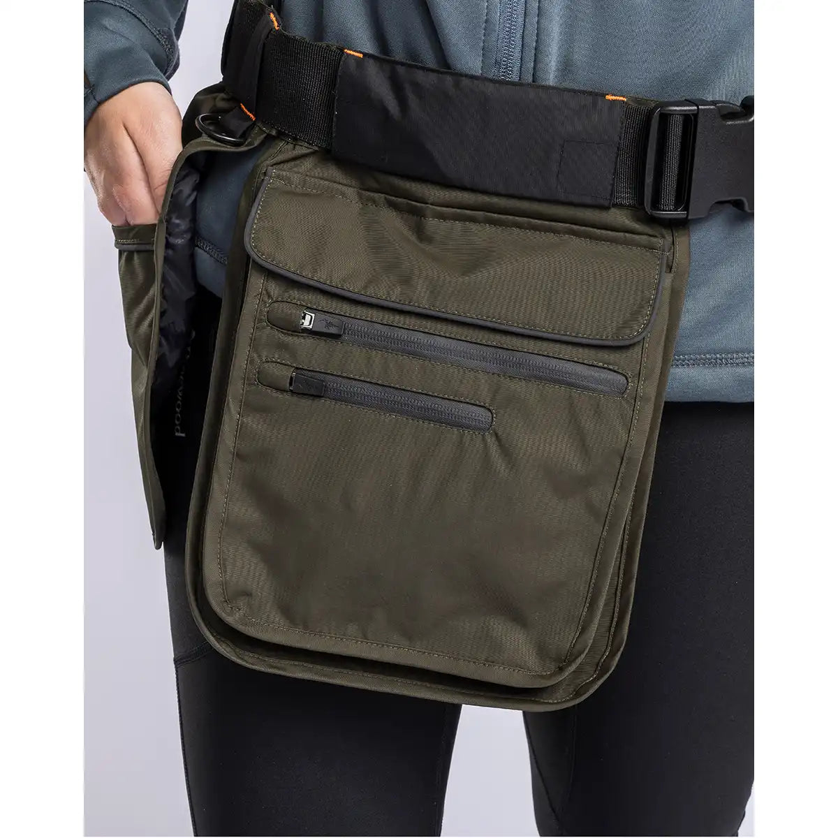 Pinewood Dog Sports Utility Belt- Moss Green- pocket detail