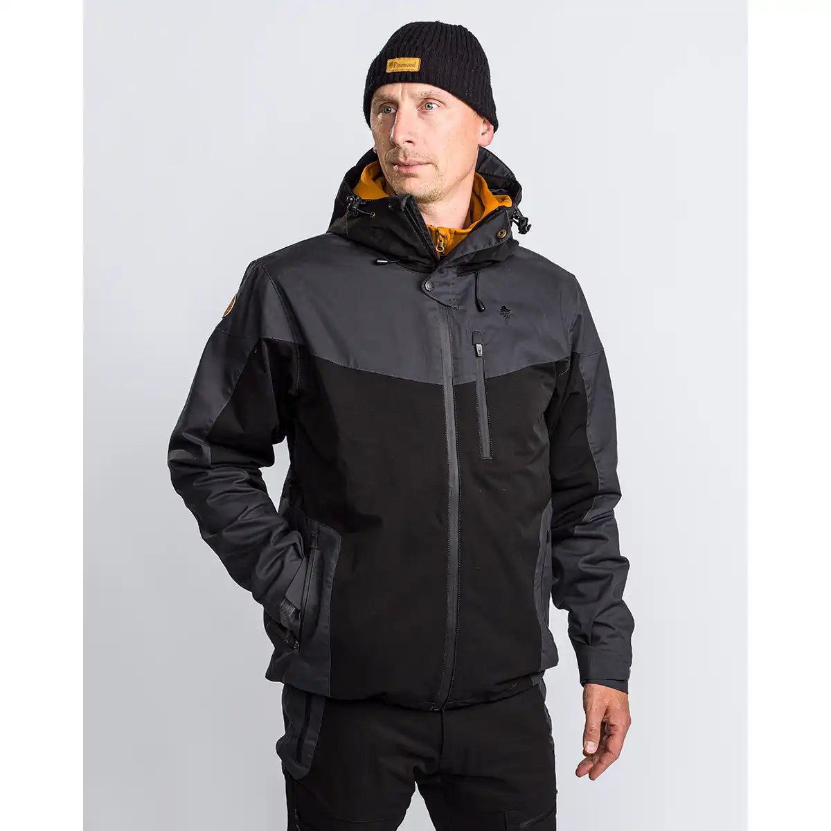 Pinewood Finnveden Hybrid Extreme Jacket- Black/Dark Anthracite- On Model