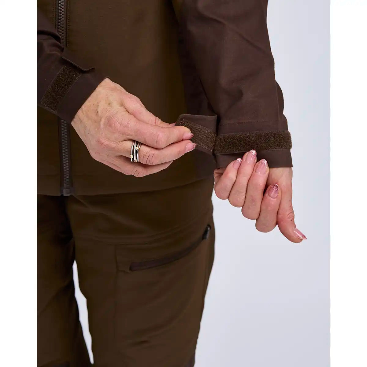 Pinewood Finnveden Hybrid Women's Jacket - Dark Brown - Worn By Model - Cuff