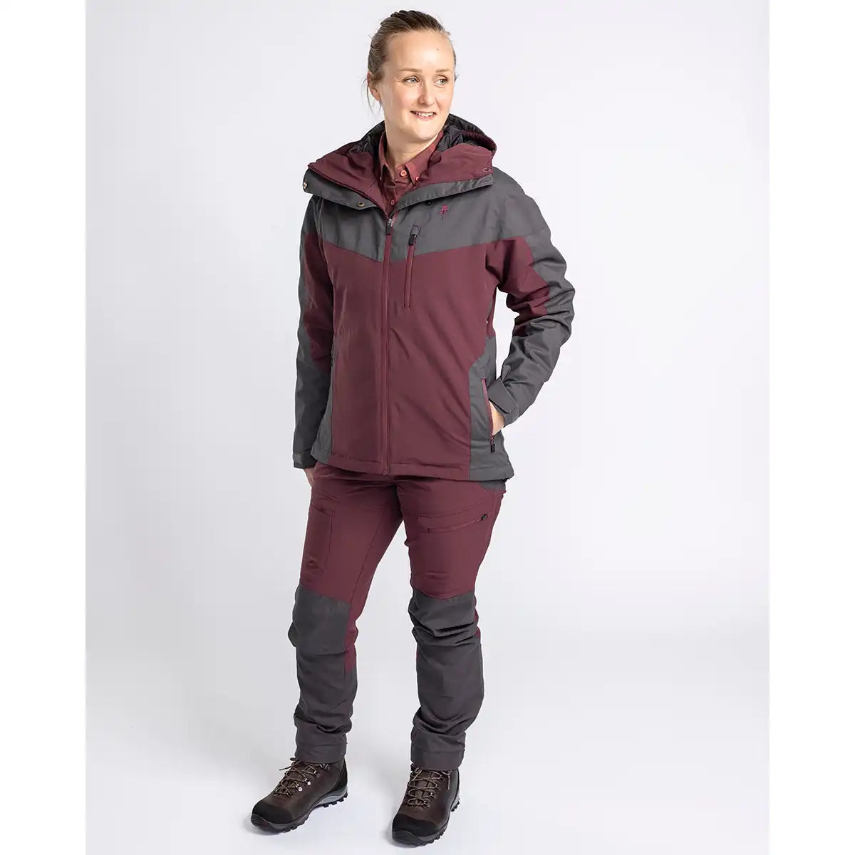Pinewood Women's Finnveden Hybrid Extreme Jacket - Earth Plum/Dark Anthracite - Front - Worn by Model