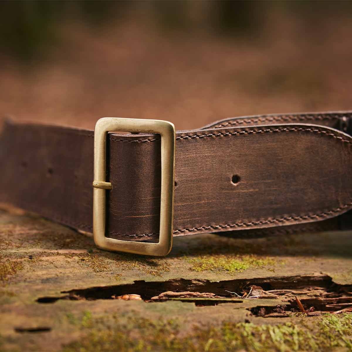 Chatham Premium Antique Oiled Leather 12 Gauge Cartridge Belt - Life Style - Buckle