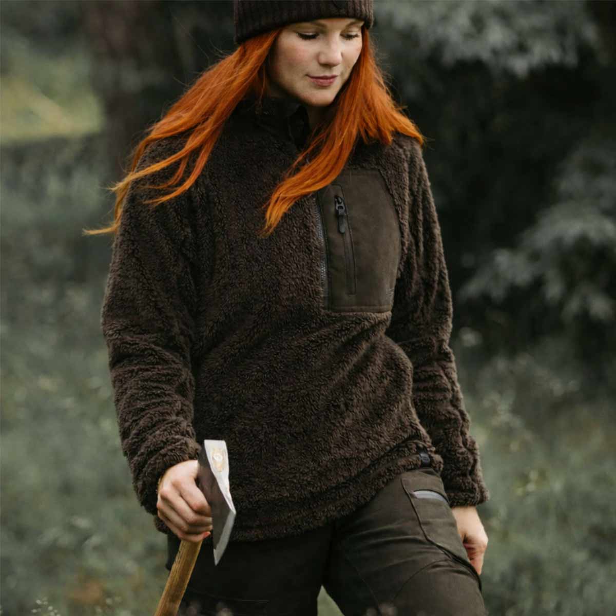 Northern Hunting Rikvi Women's Fleece Sweatshirt - Model