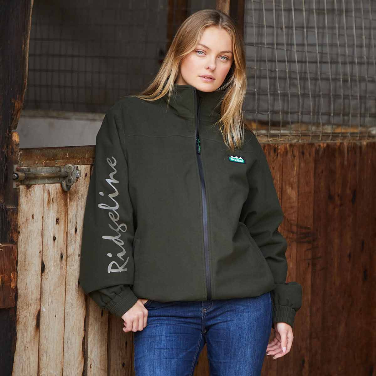 Ridgeline Women's Brumby Yard Jacket - Model