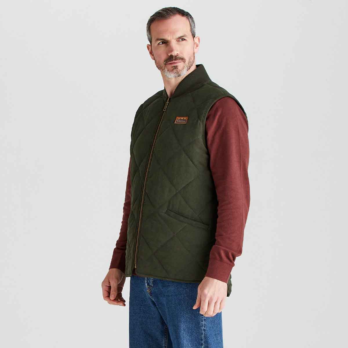 Ridgeline Men's Wester Skeld Gilet - Deep Forest - On Model - Side View