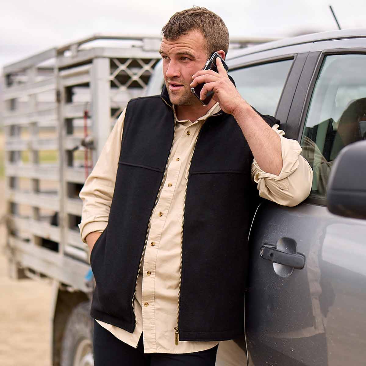 Swanndri Saddleback Vest - Model