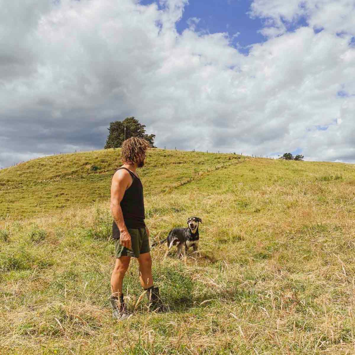 Swazi Micro Singlet Microfleece Vest - Model