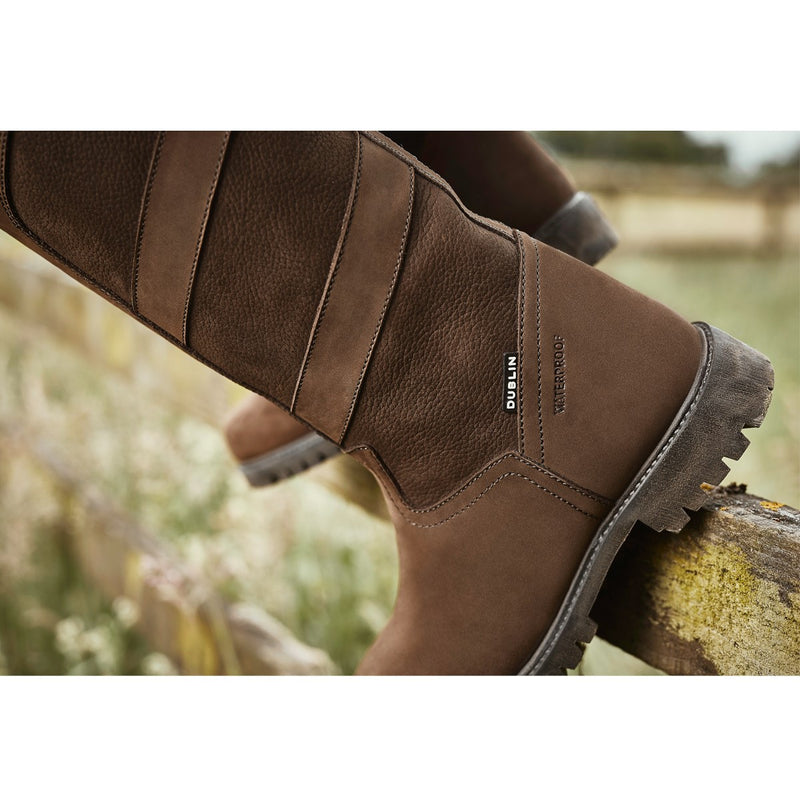 Dublin Kennet Boots - Chocolate - Outdoors - Heel Detail